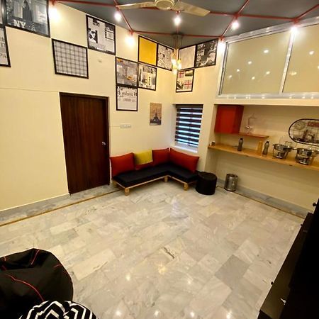 Backpackers Den Albergue Lucknow Exterior foto